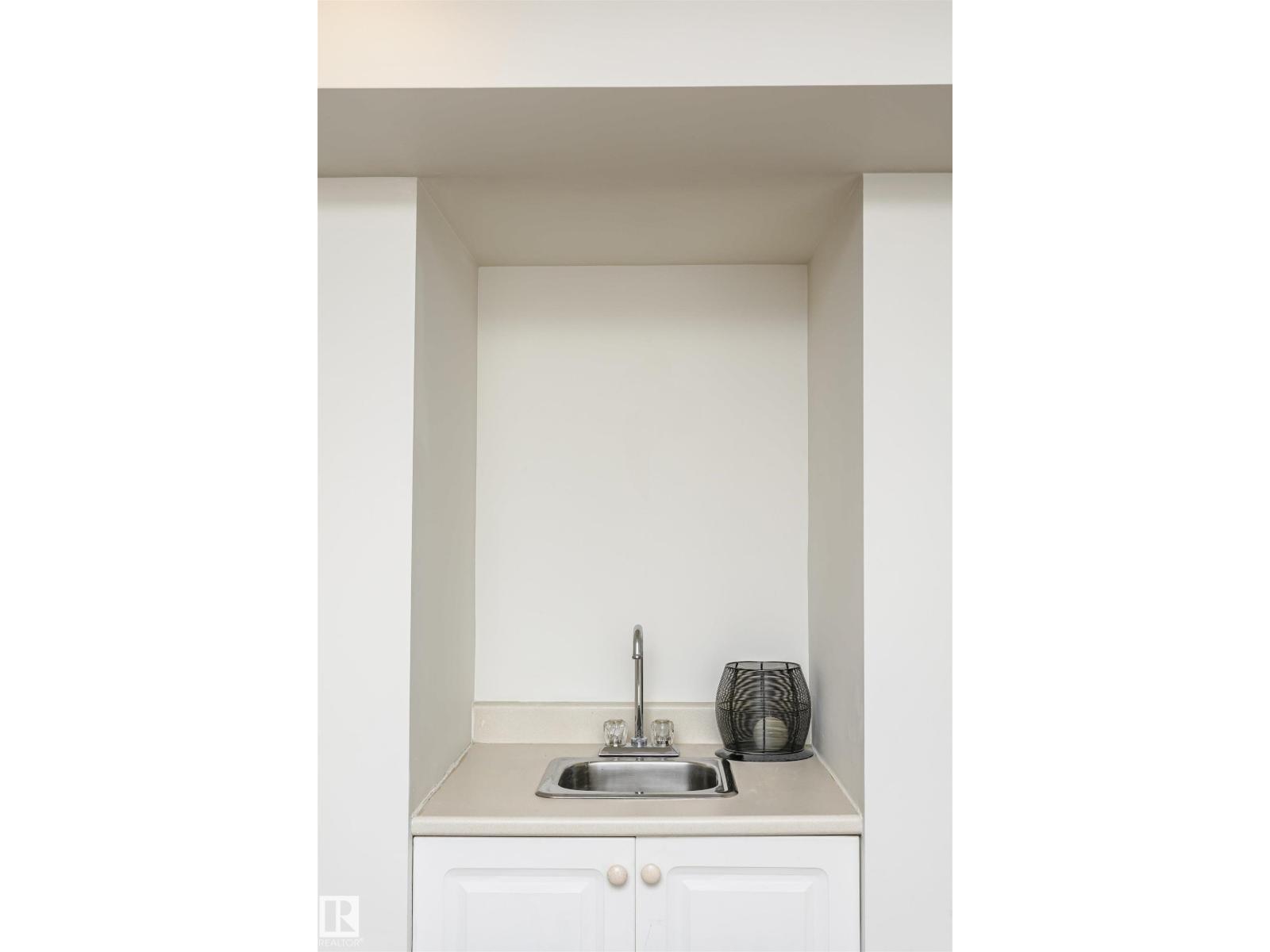 136 Garden RD, St. Albert