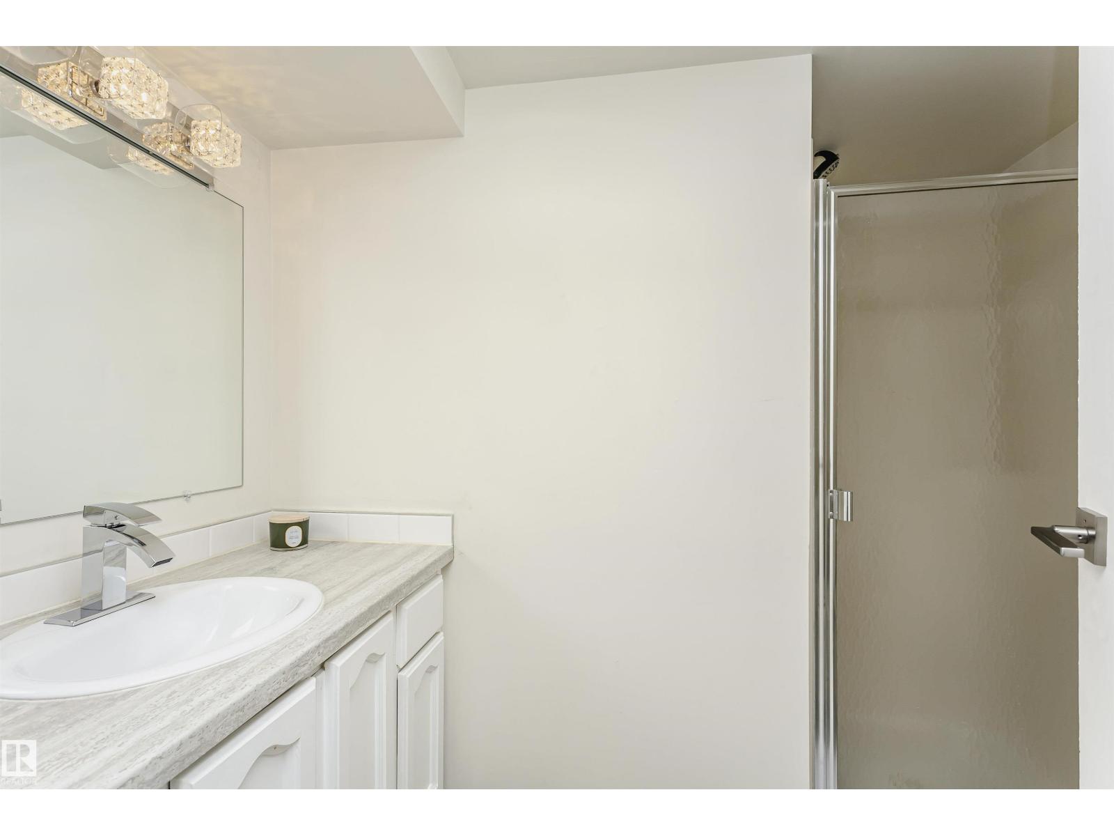 136 Garden RD, St. Albert