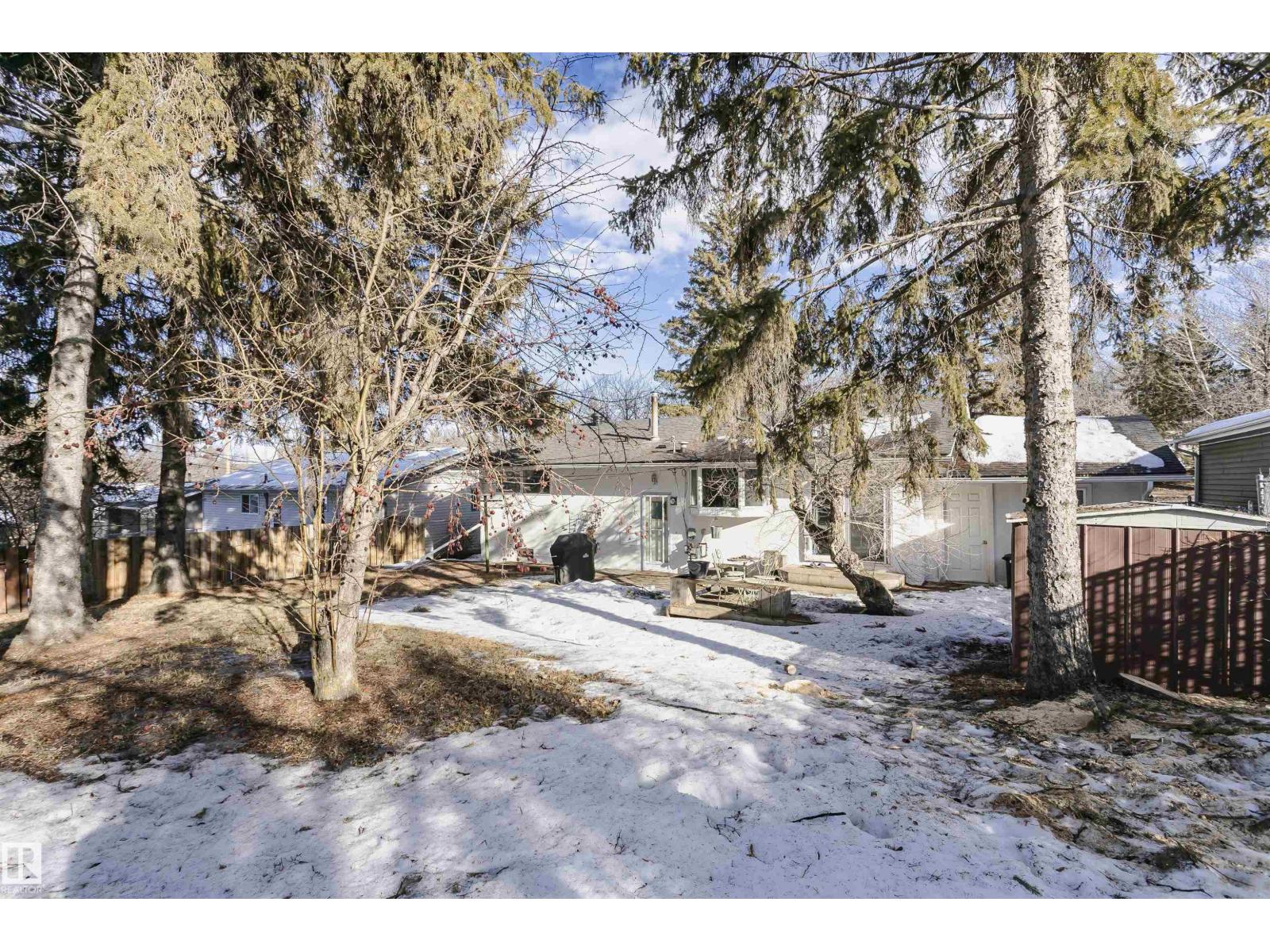 136 Garden RD, St. Albert