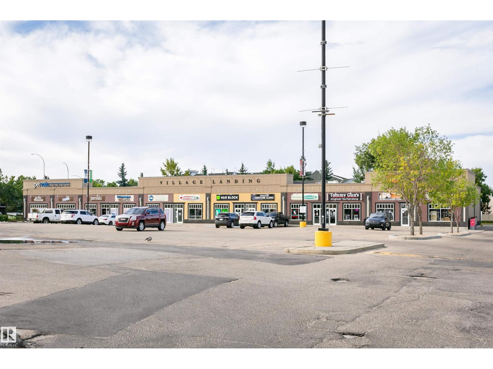 136 Garden RD, St. Albert