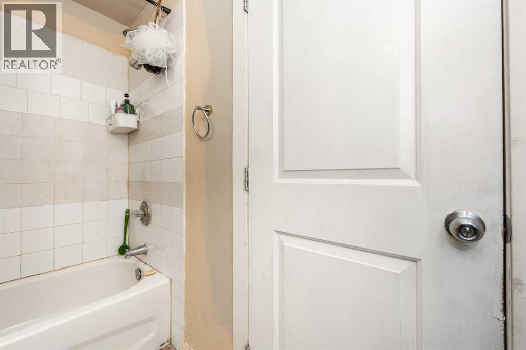 Single Family House for Sale in  TARAWOOD Road NE Taradale Calgary 