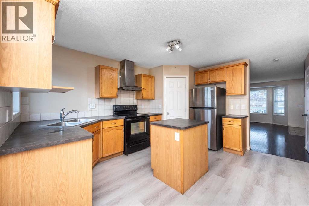 Single Family House for Sale in  TARAWOOD Road NE Taradale Calgary 