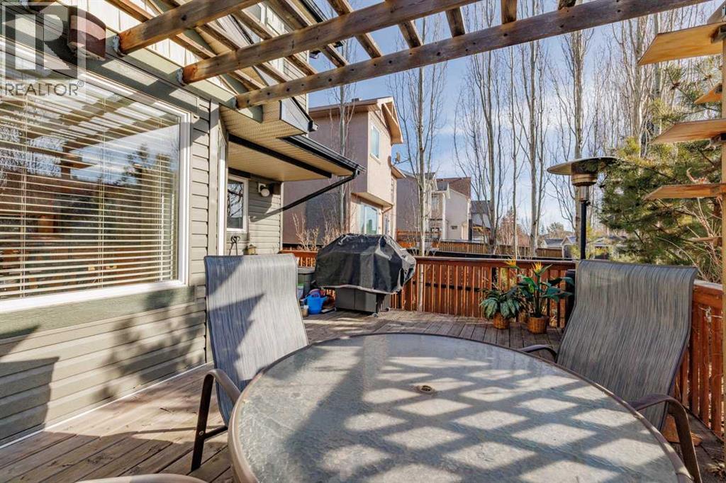 Single Family House for Sale in  Chapala Terrace SE Chaparral Calgary 
