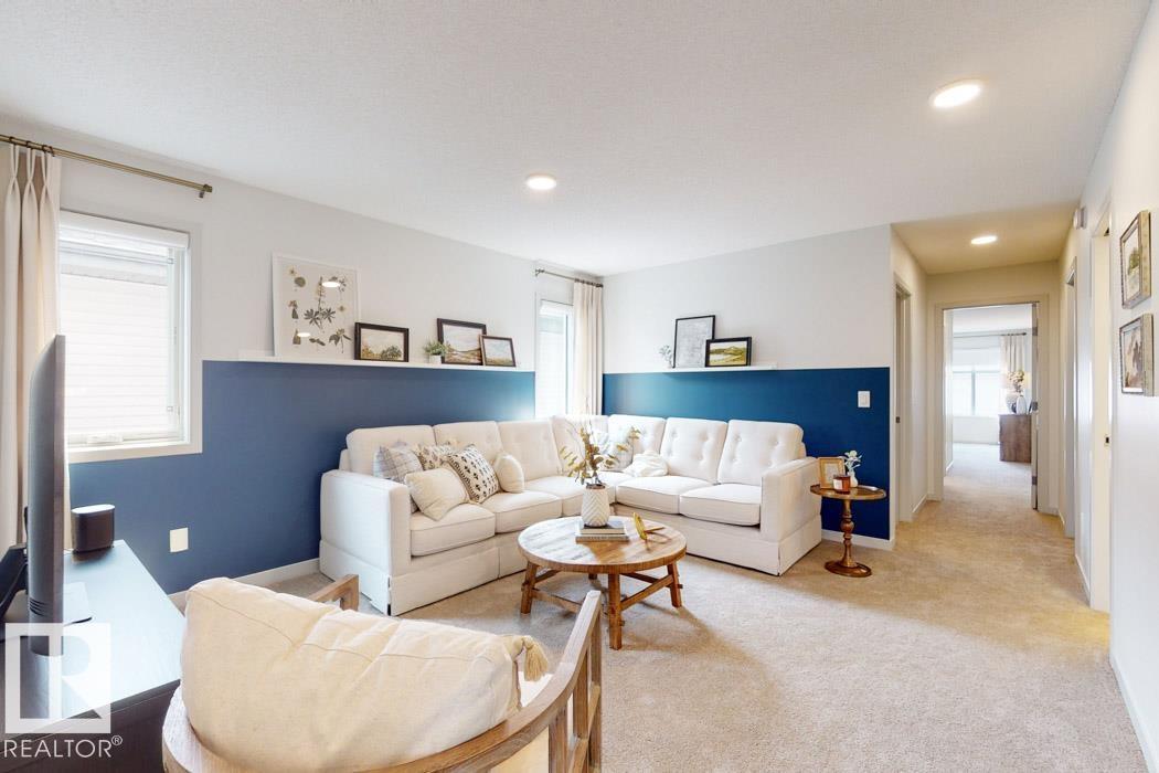 2519 210 ST NW, Edmonton