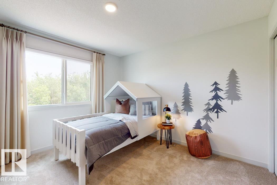 2519 210 ST NW, Edmonton