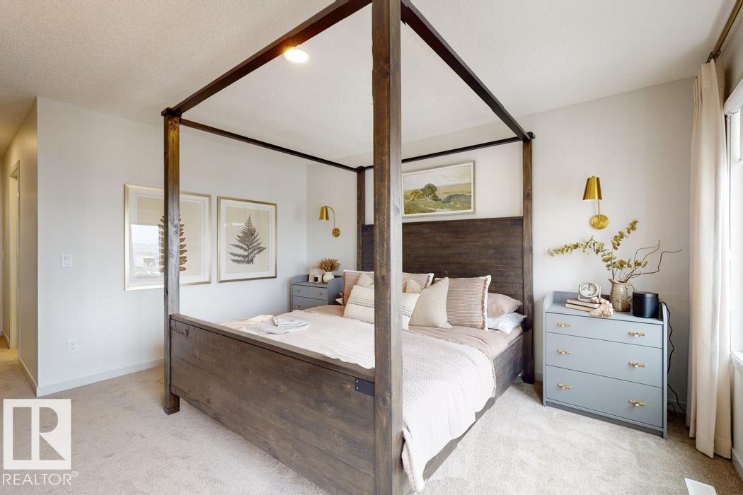 2519 210 ST NW, Edmonton