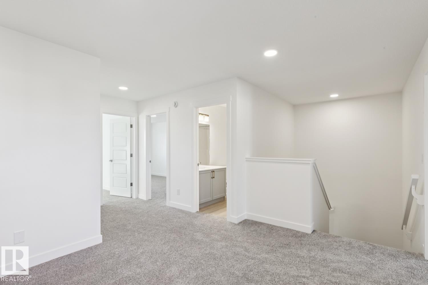 8616 183 AV NW, Edmonton