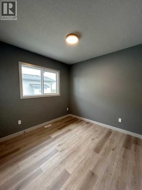 Single Family House Bi-level for Sale in   Avenue Westgate Grande Prairie 