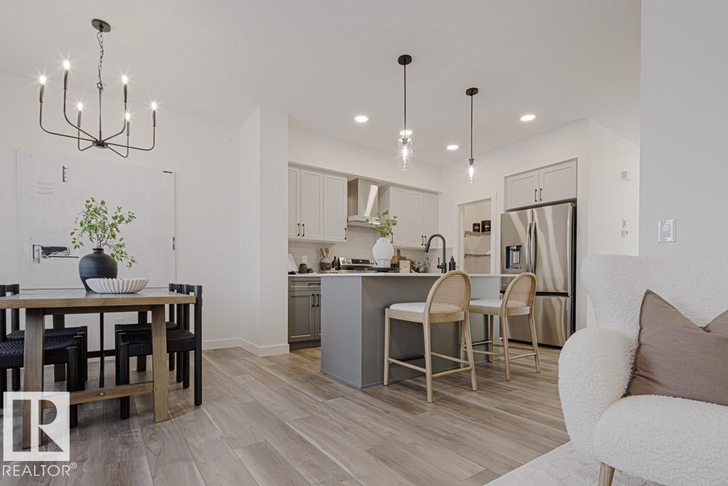 928 18 AV NW, Edmonton