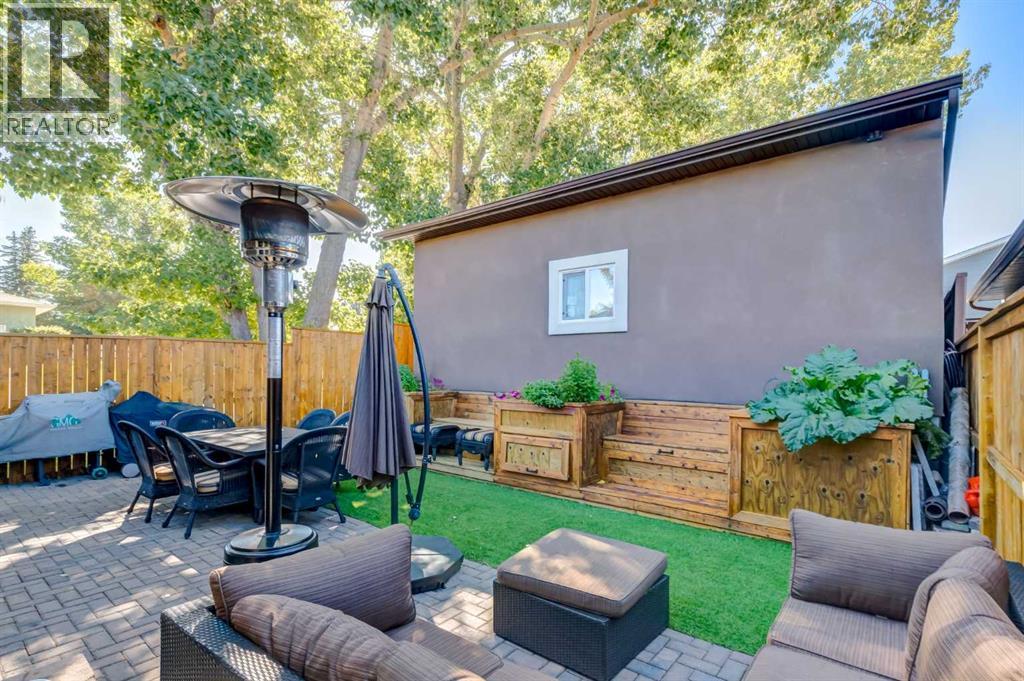 Single Family House Bungalow for Sale in   Avenue SW Glenbrook Calgary 