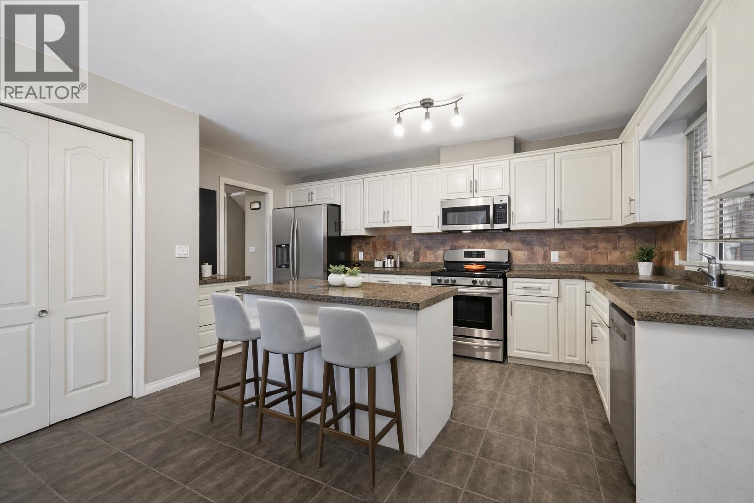 3 1615 SHAUGHNESSY STREET, Port Coquitlam