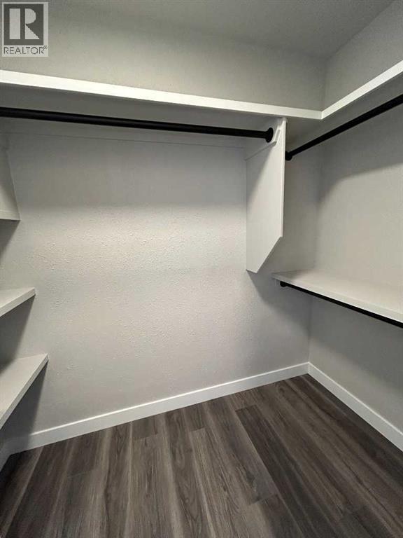 Single Family House Bi-level for Sale in   Avenue Westgate Grande Prairie 