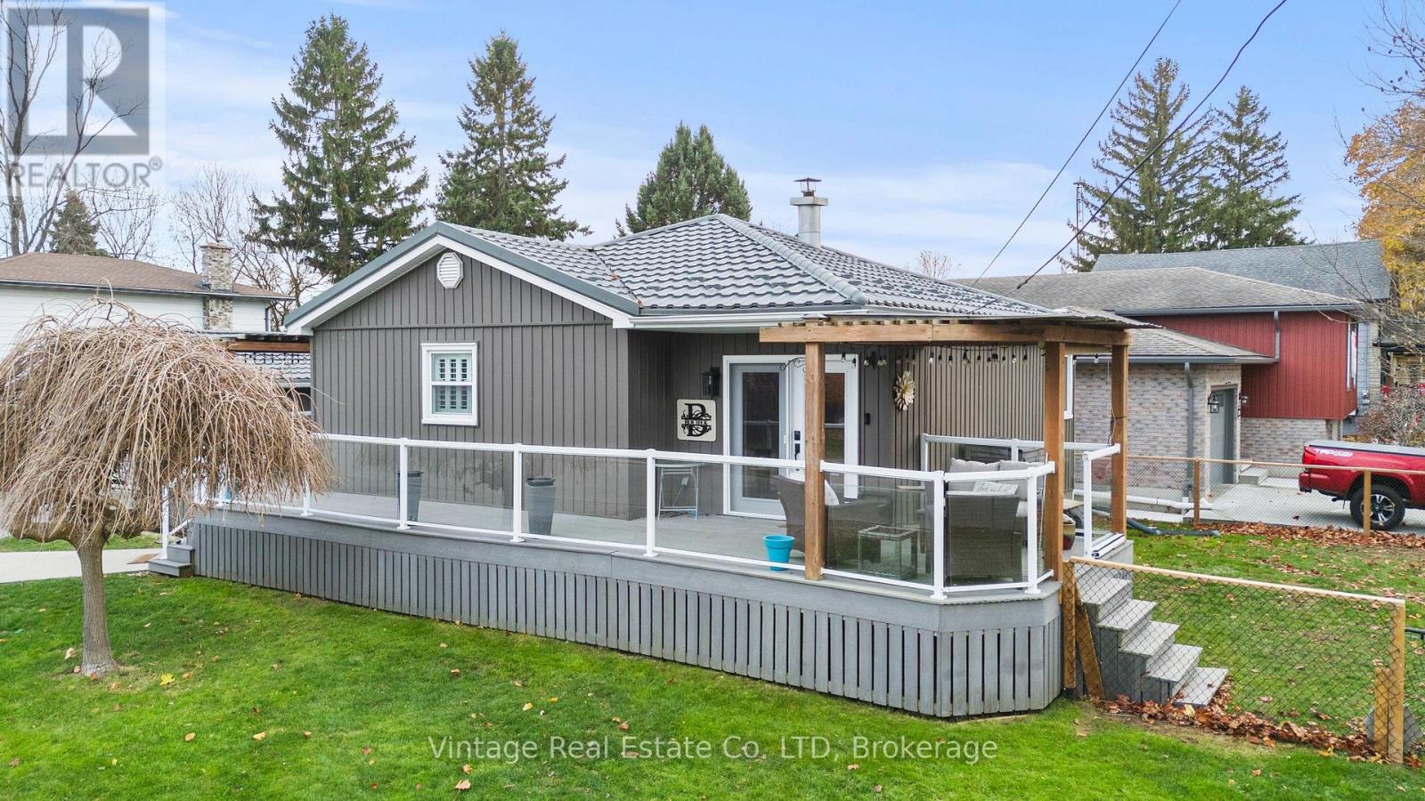 104 Concession Road East