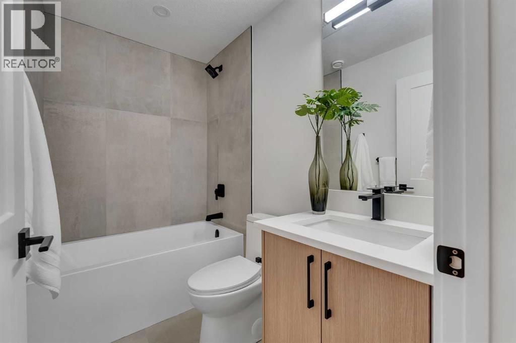 Single Family House for Sale in   Avenue NW Capitol Hill Calgary 