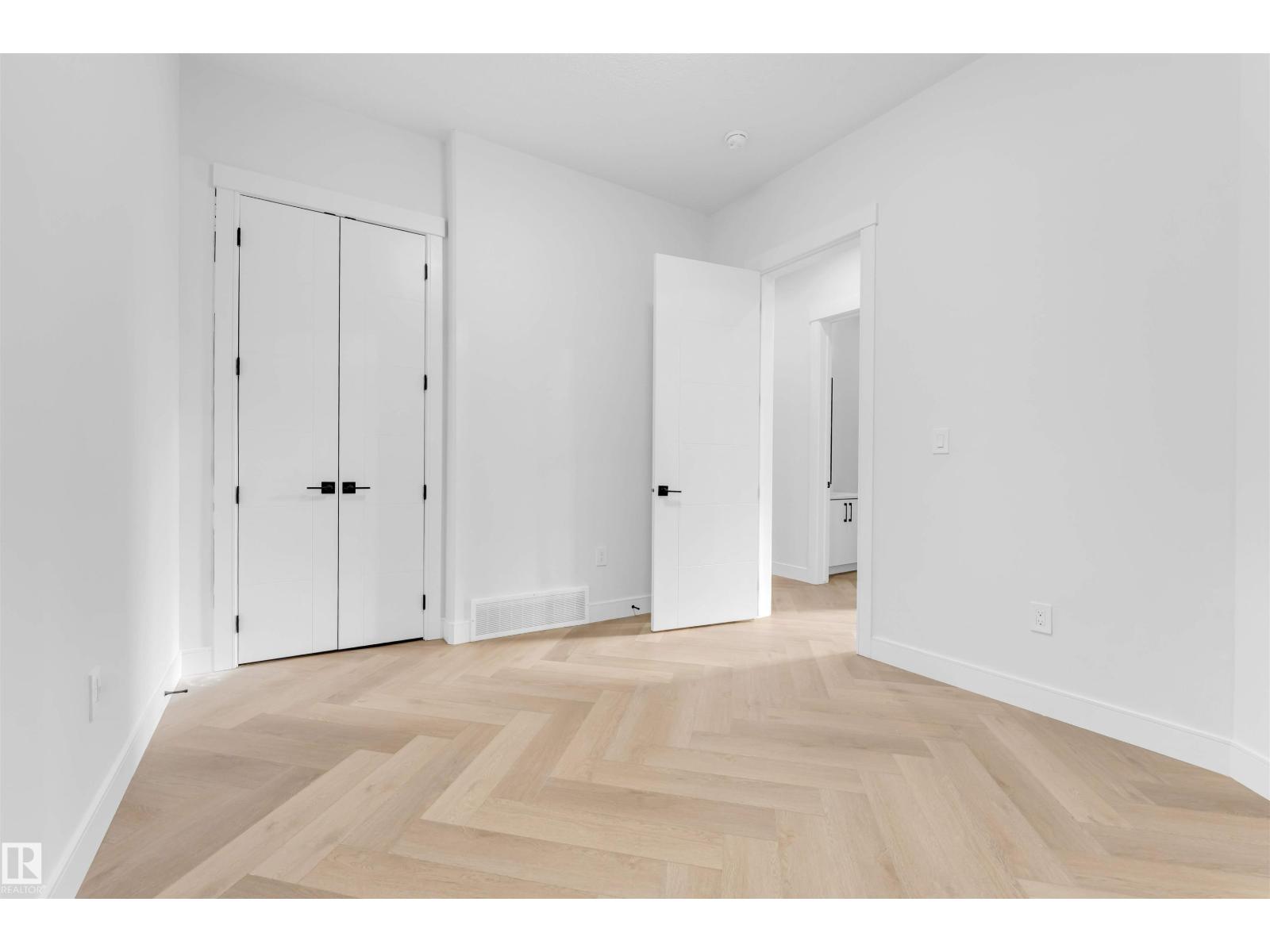 1939 63 AV, Rural Leduc County