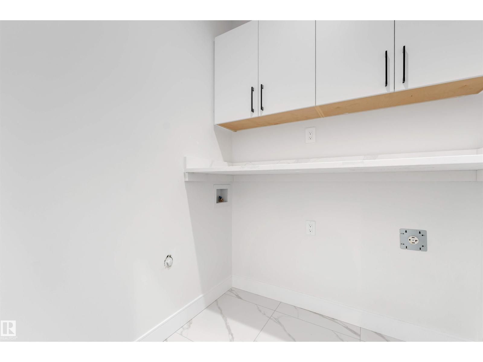 1939 63 AV, Rural Leduc County