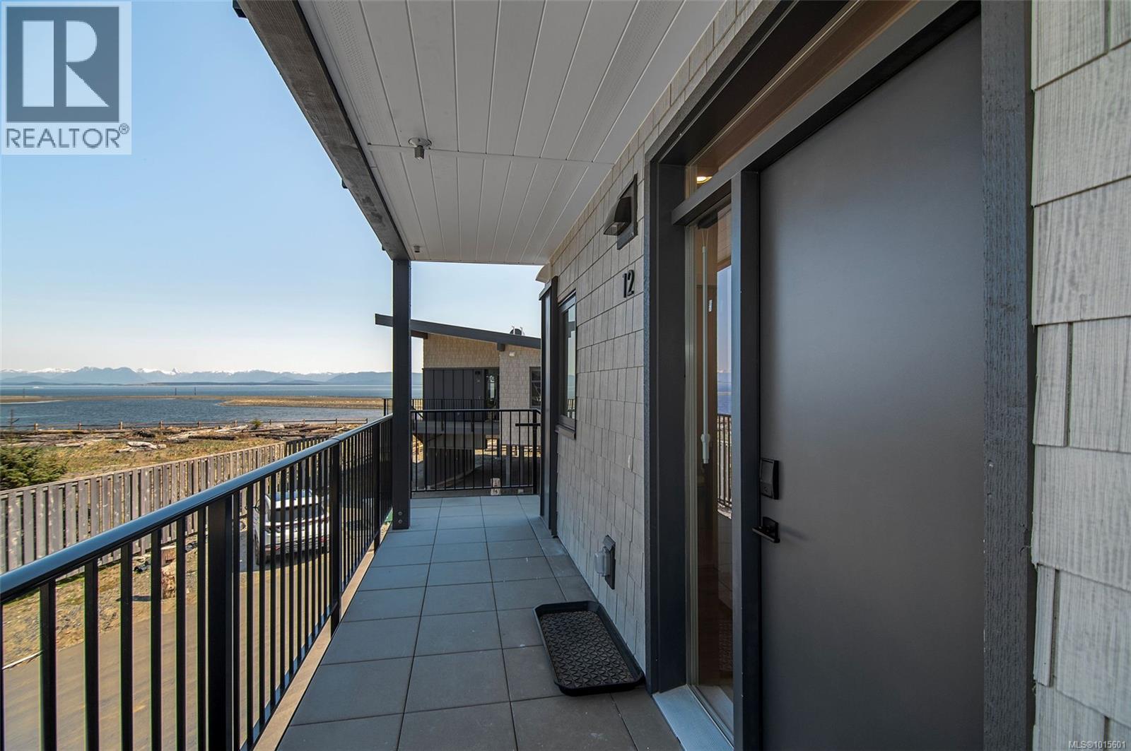 #12 9022 Clarkson Ave - 9