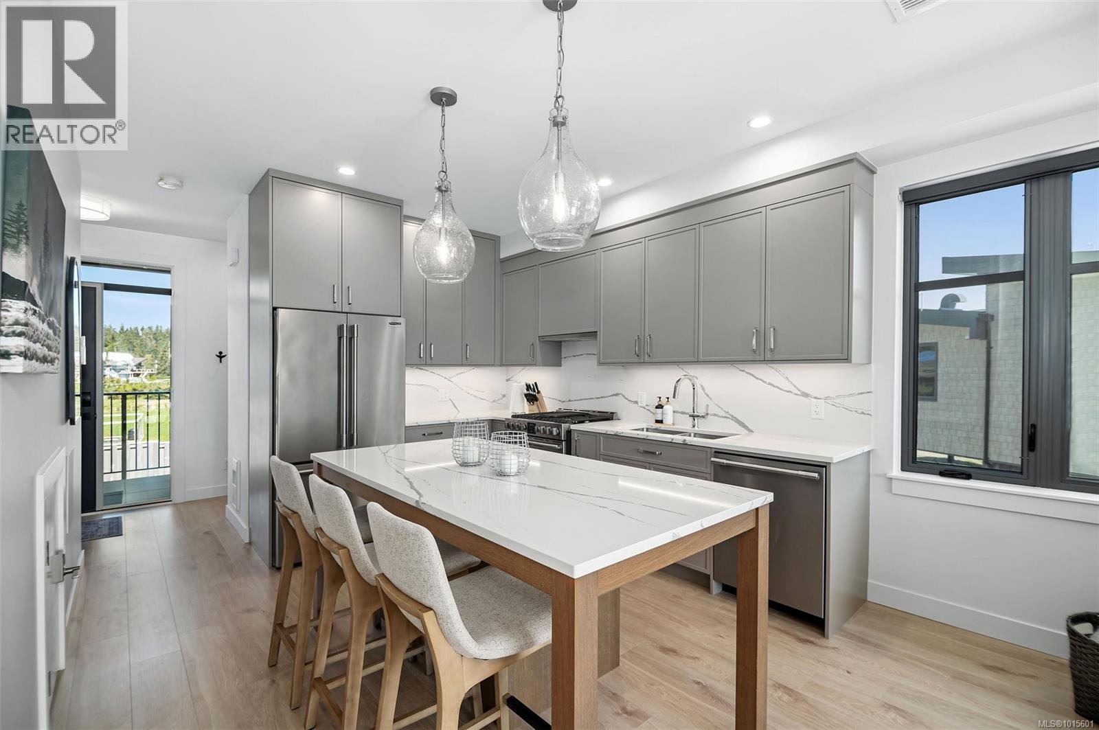 #12 9022 Clarkson Ave - 3