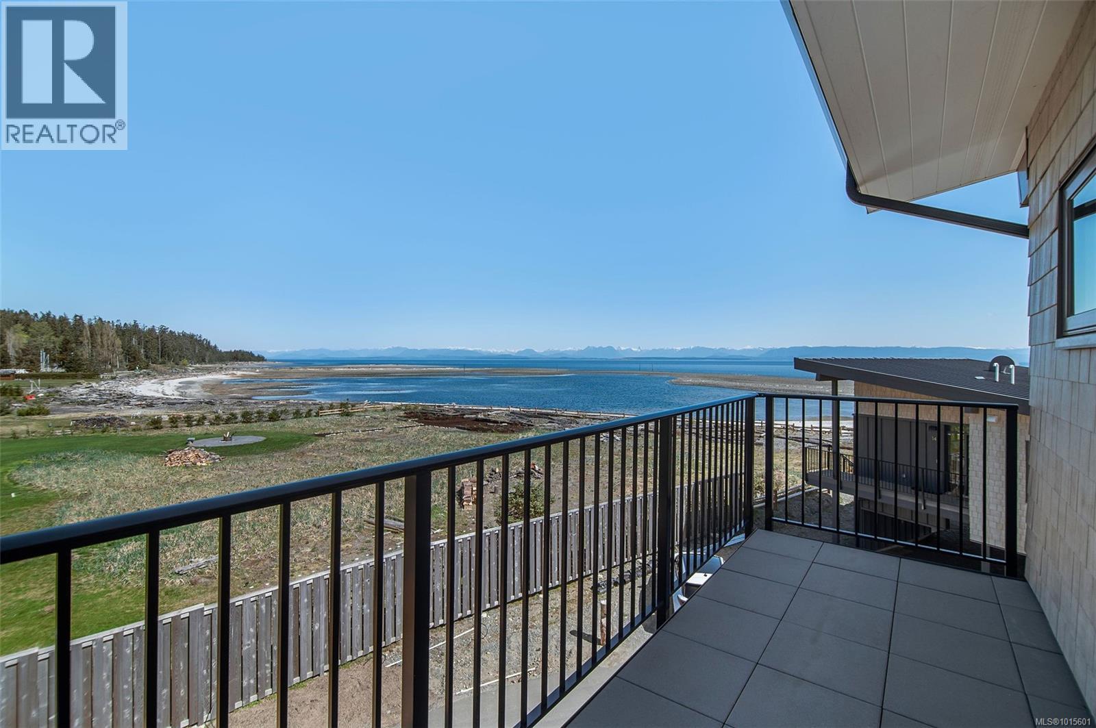 #12 9022 Clarkson Ave - 27
