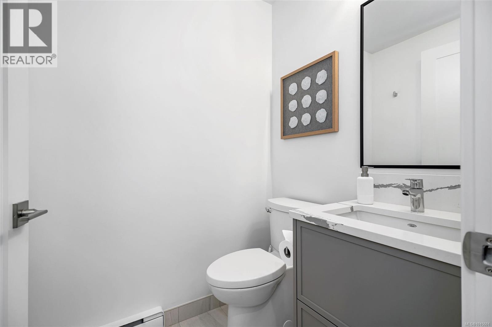 #12 9022 Clarkson Ave - 20