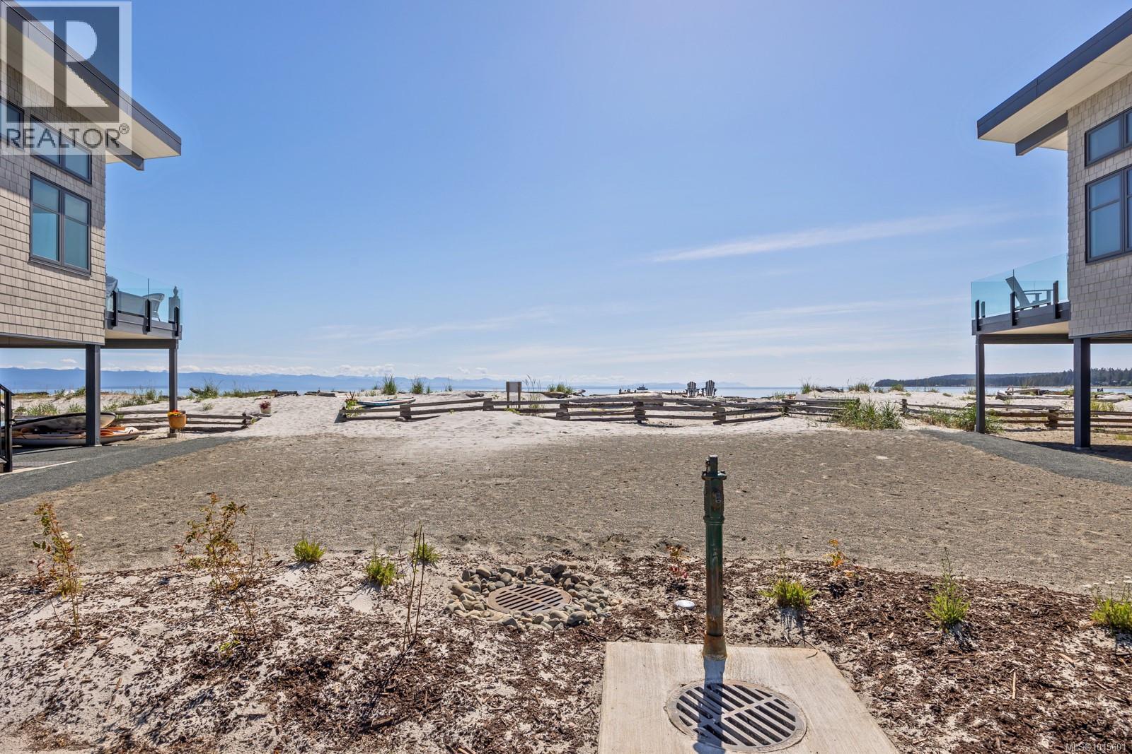 12 9022 Clarkson Ave, Black Creek