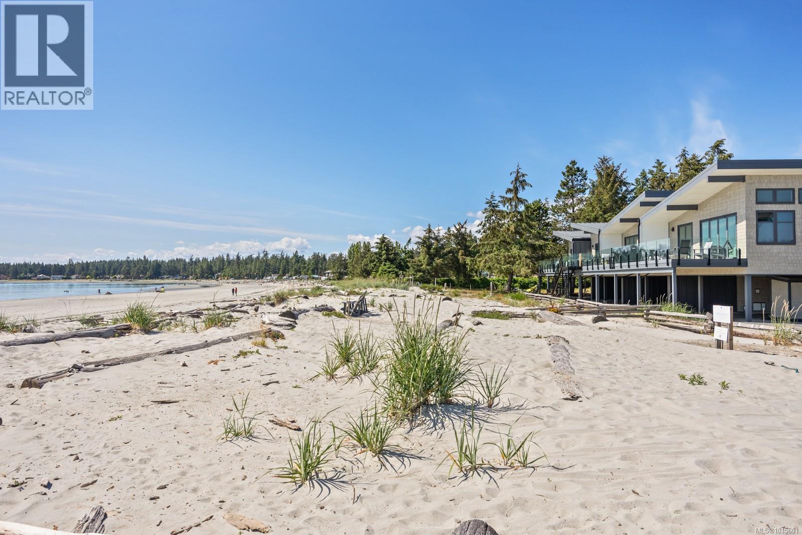 12 9022 Clarkson Ave, Black Creek