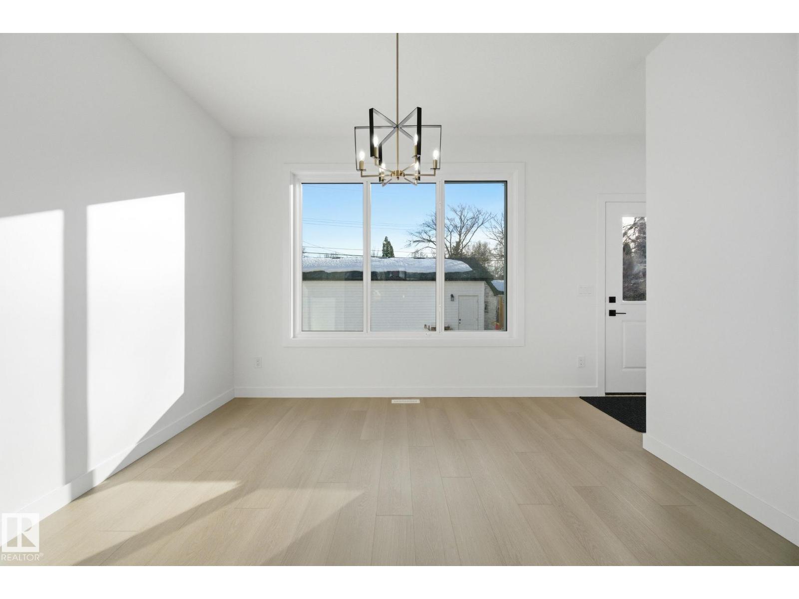 7953 79 AV NW, Edmonton