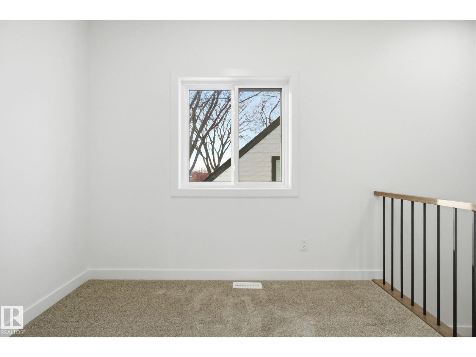 7953 79 AV NW, Edmonton