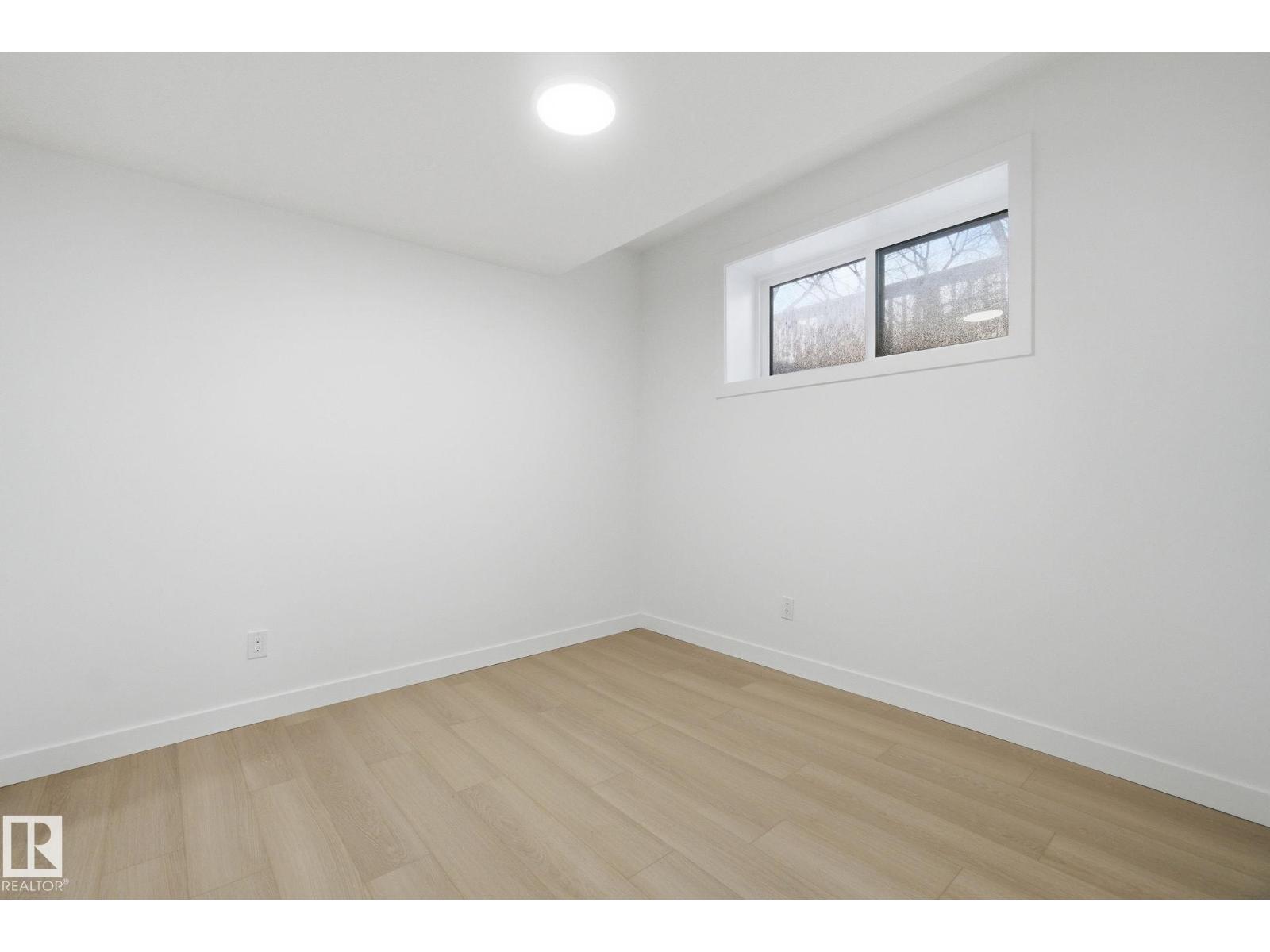 7953 79 AV NW, Edmonton