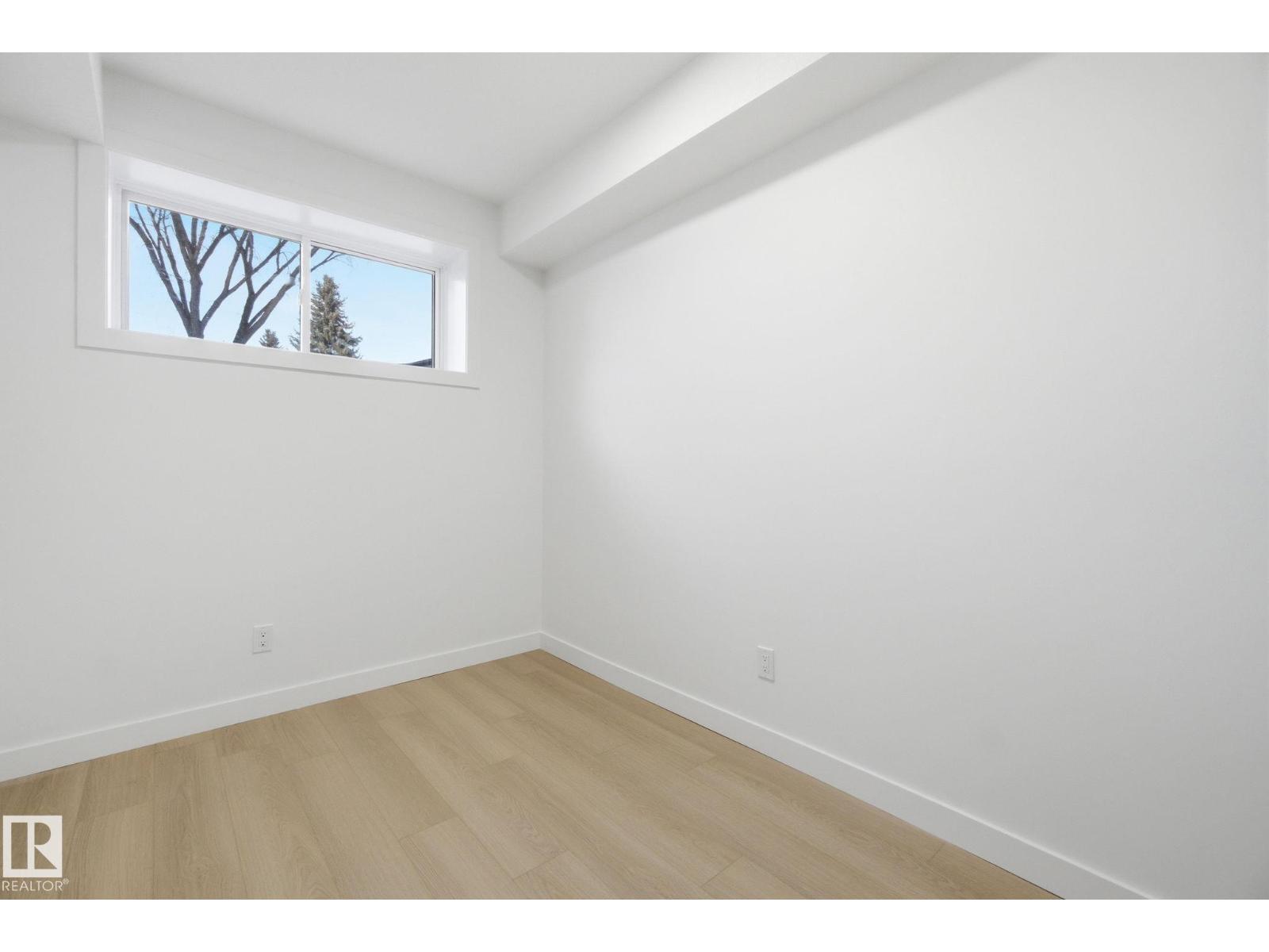 7953 79 AV NW, Edmonton