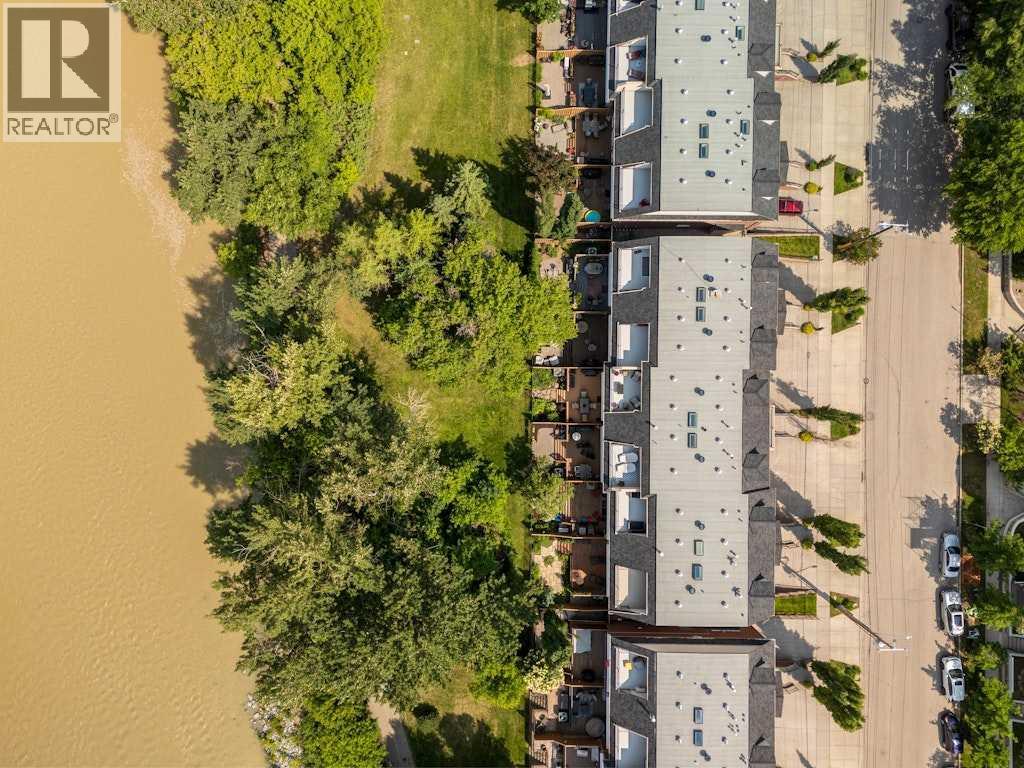 Single Family House for Sale in  Erlton Street SW Erlton Calgary 