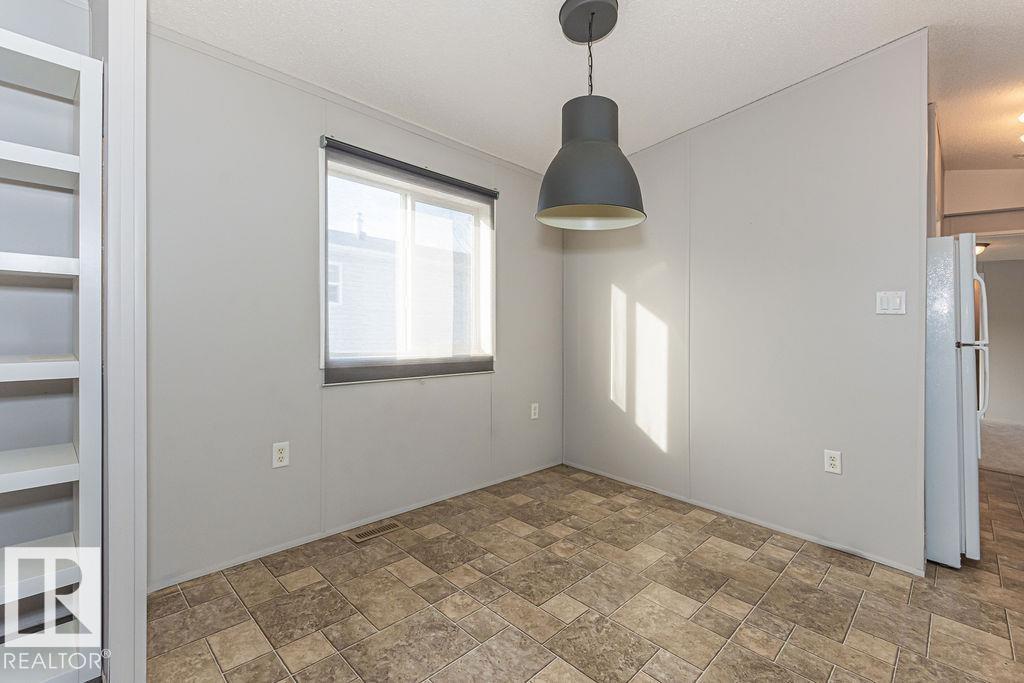 220 Oak Wood DR NW, Edmonton