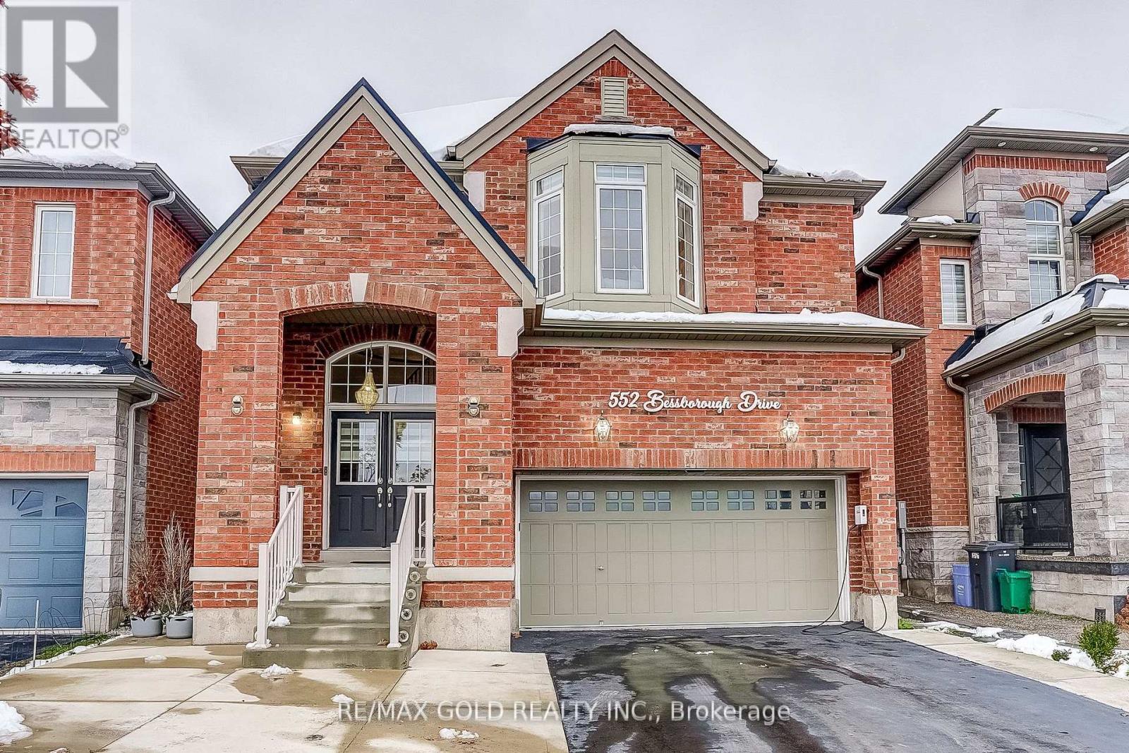 552 BESSBOROUGH DRIVE - 1