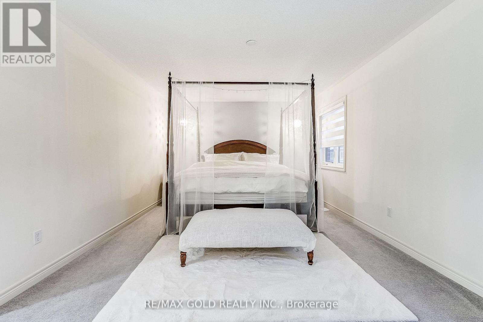 552 BESSBOROUGH DRIVE - 34