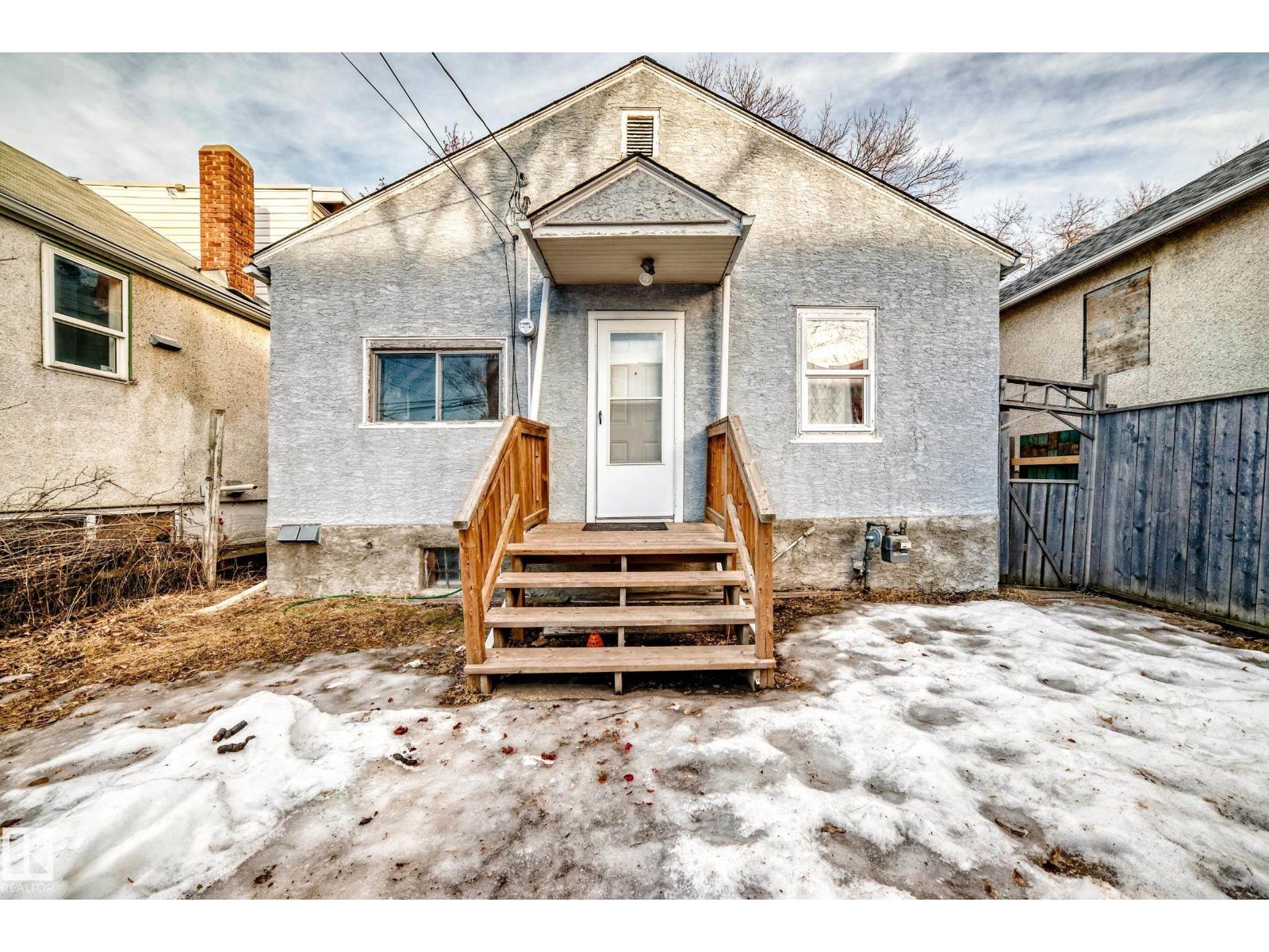 10564 92 ST NW, Edmonton