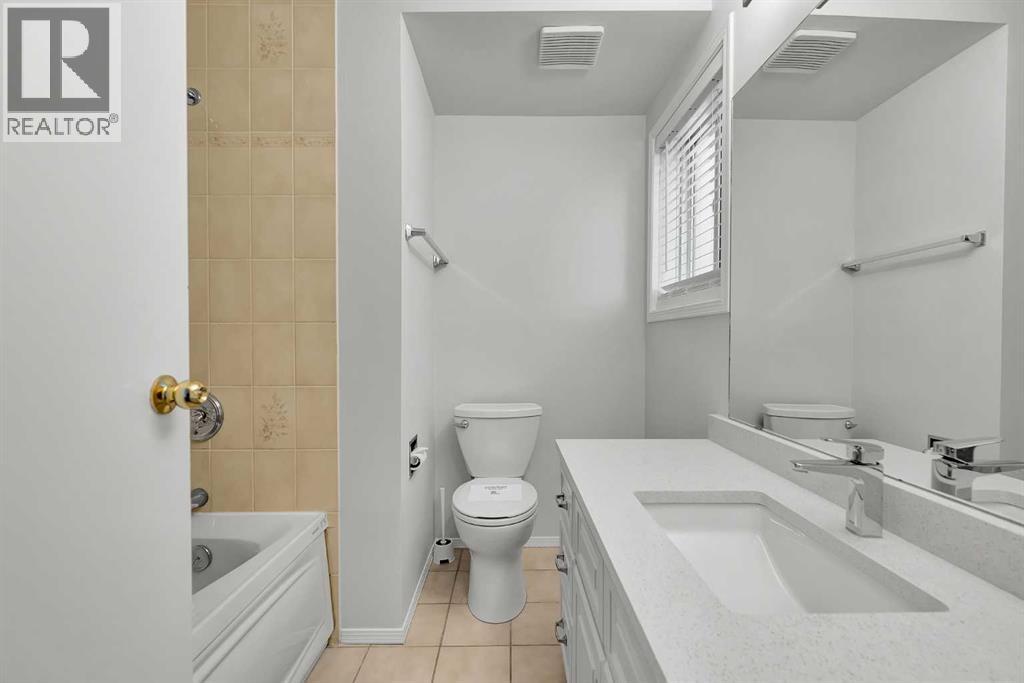 Single Family House for Sale in    Avenue SW Sunalta Calgary 