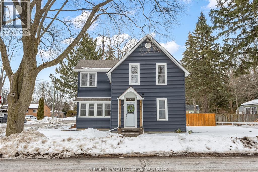 16 HAROLD STREET South - Photo 3 of 45, Ridgetown, Ontario