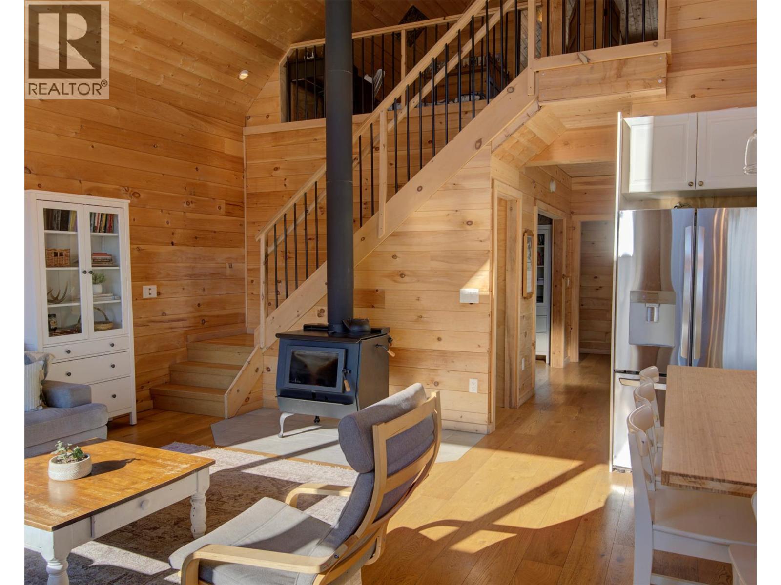  730 Six Mile Creek Road, Vernon