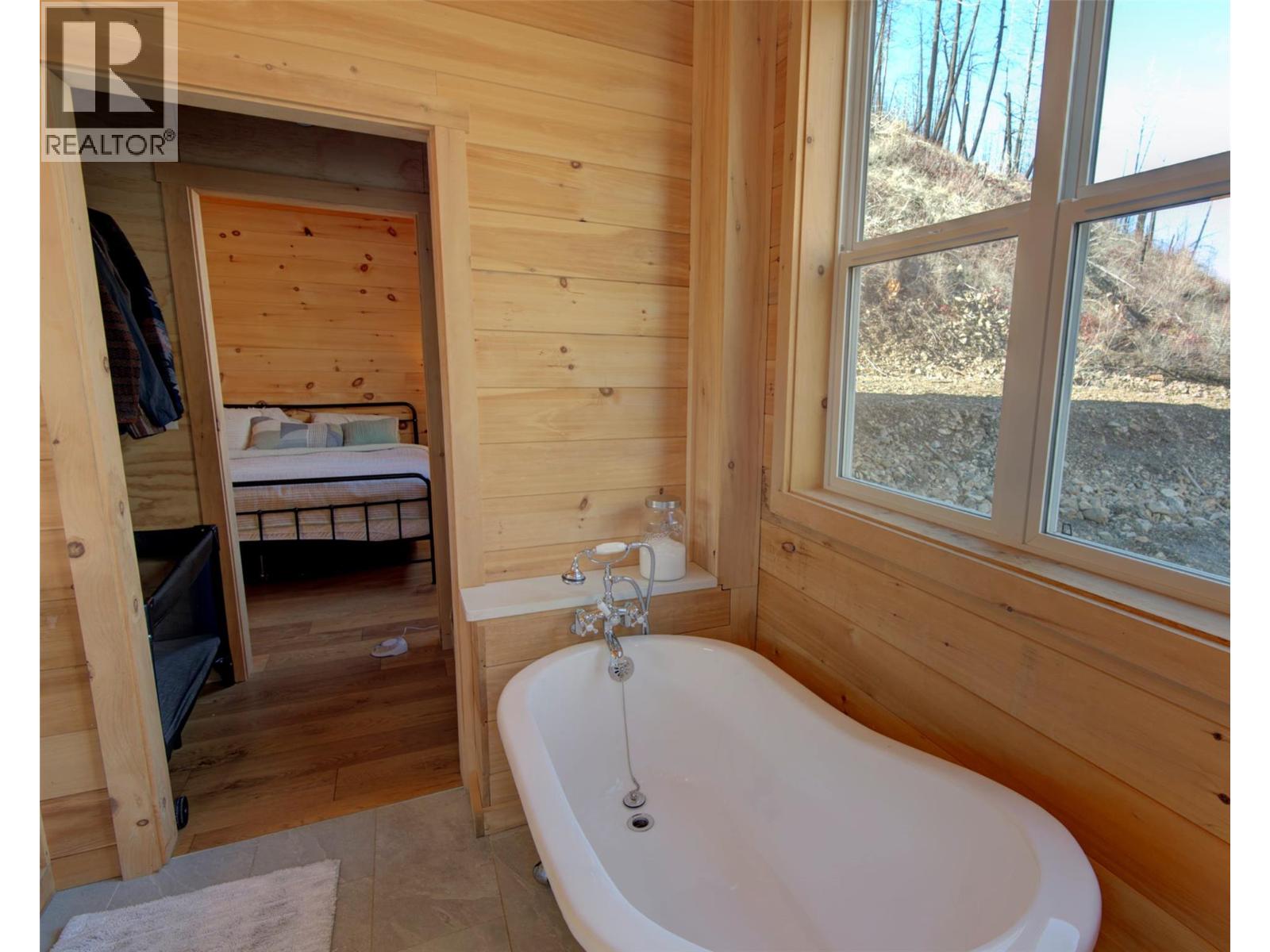  730 Six Mile Creek Road, Vernon