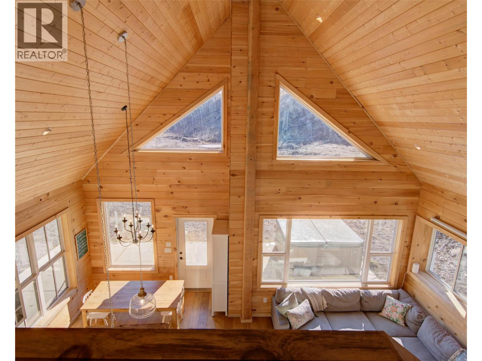  730 Six Mile Creek Road, Vernon