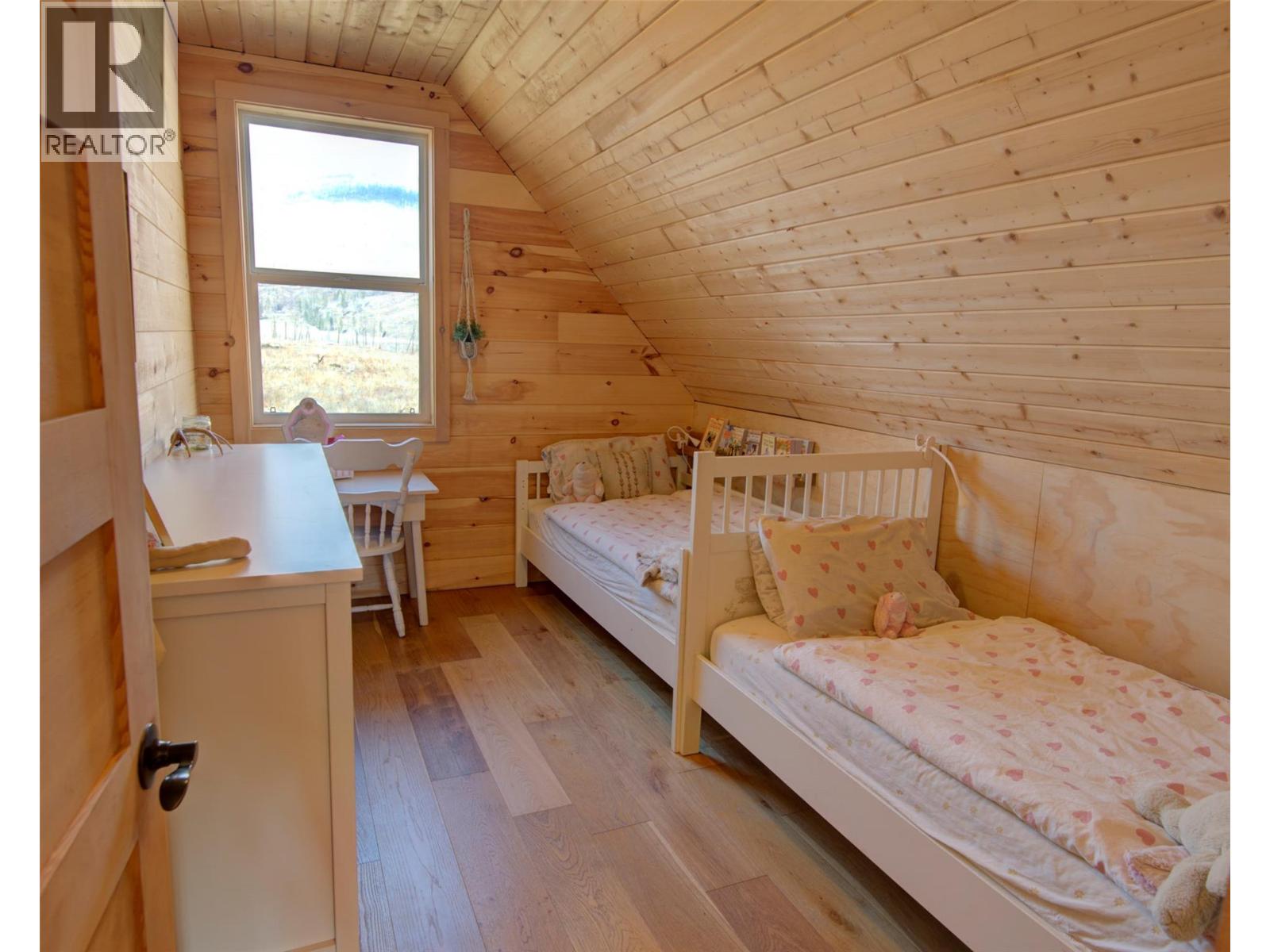  730 Six Mile Creek Road, Vernon