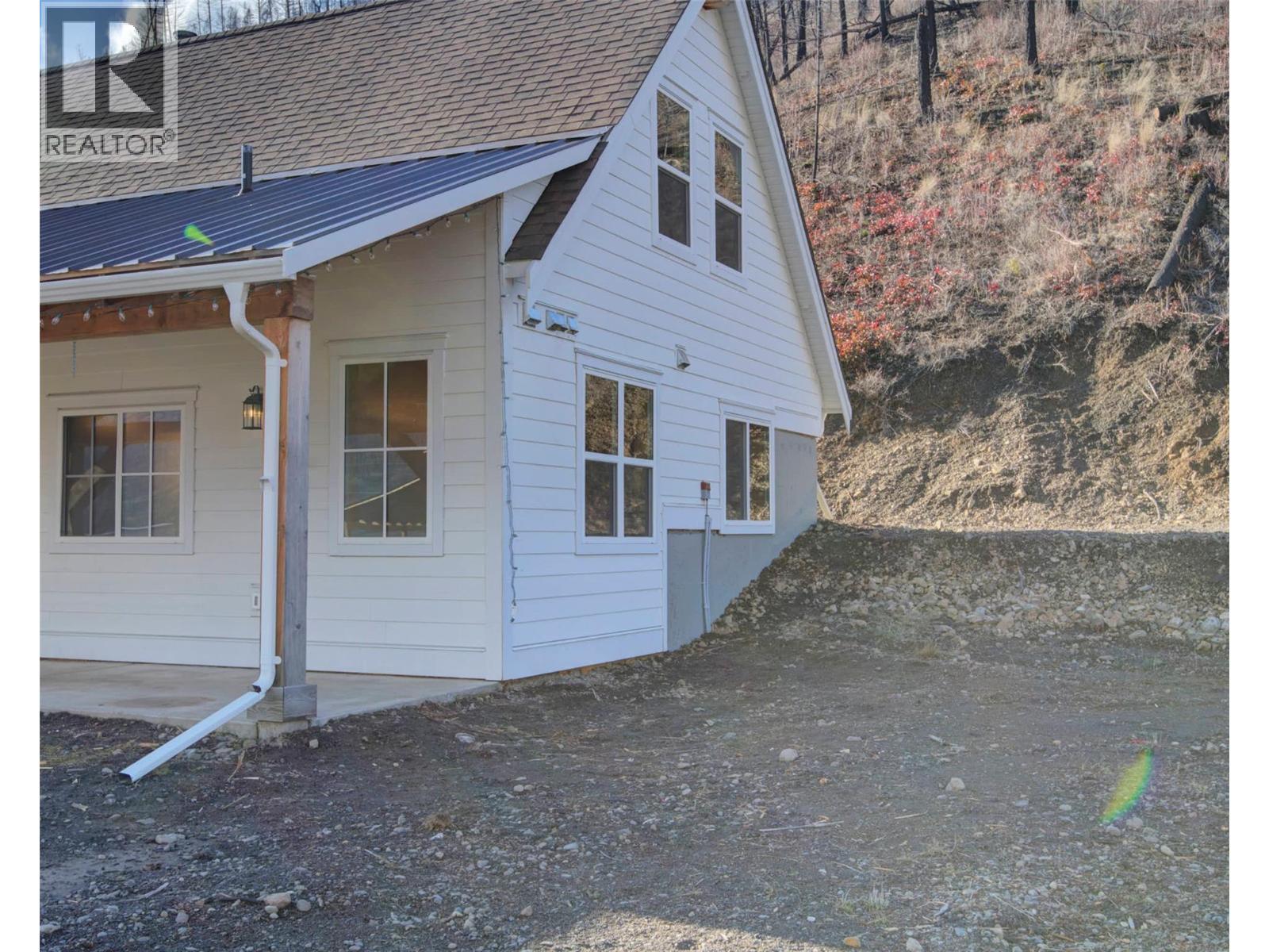  730 Six Mile Creek Road, Vernon