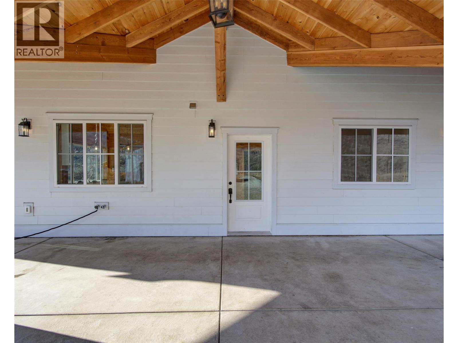  730 Six Mile Creek Road, Vernon