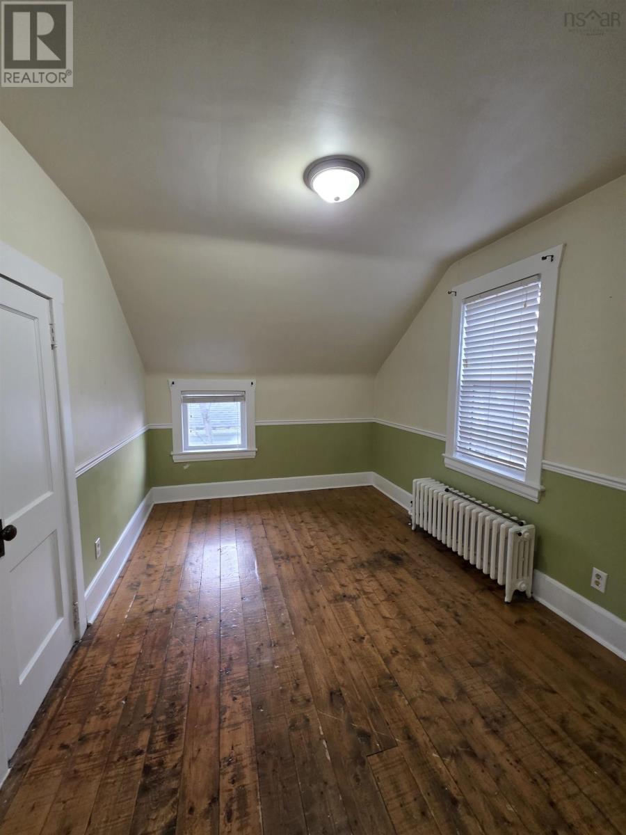 Property 11 of 17 of 179 Union Street