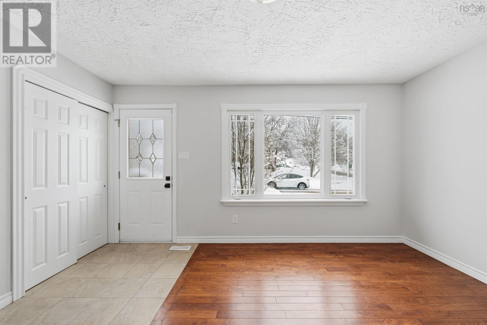 163 Quaker Crescent - Photo 5 of 41, Lower Sackville, Nova Scotia