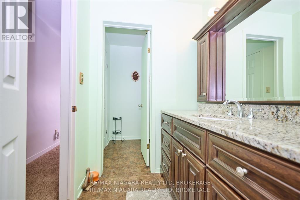 7060 GARNER ROAD — photo 33