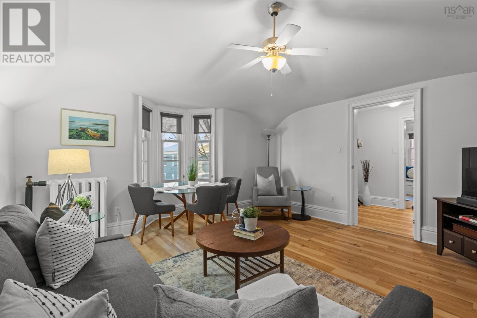 Property 12 of 48 of 99 Ochterloney Street