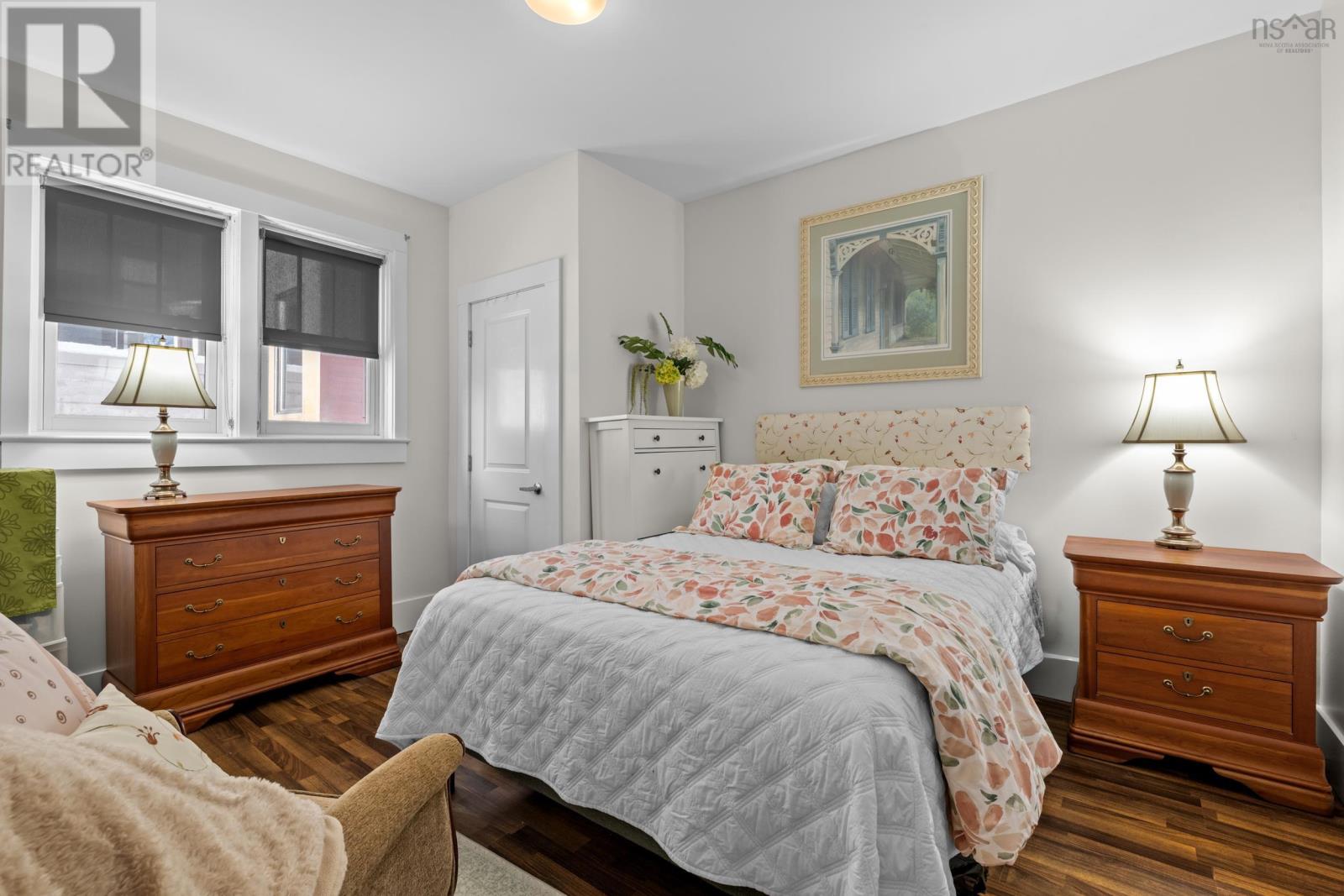 Property 37 of 48 of 99 Ochterloney Street