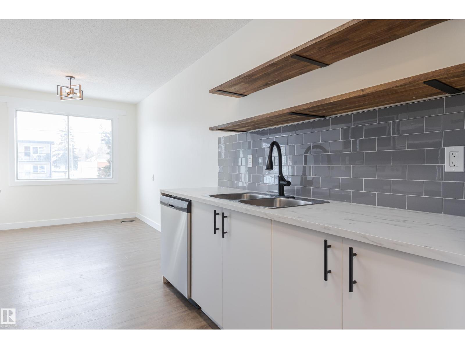 10139 80 ST NW, Edmonton