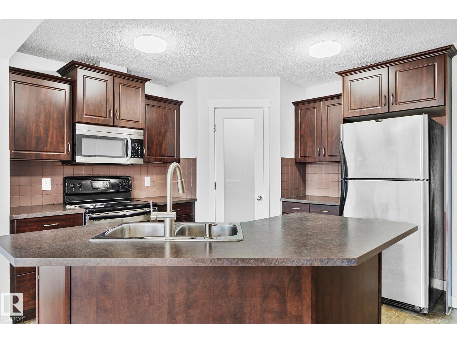 #88 14208 36 ST NW, Edmonton